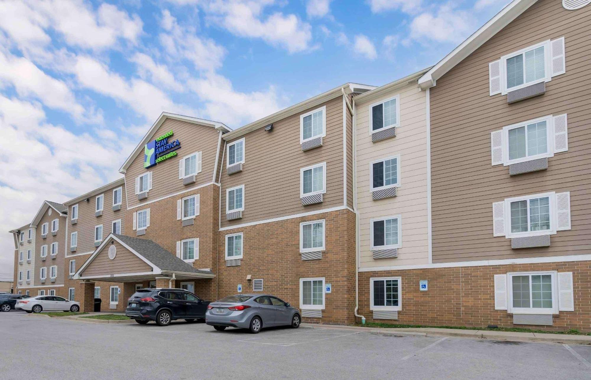 Extended Stay America Select Suites - Louisville - Airport Екстериор снимка